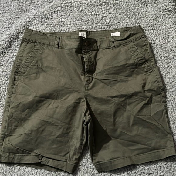 Olive Khaki Shorts - Picture 1 of 4